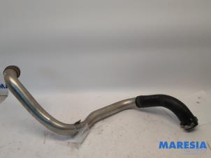 Gebruikte Intercooler Buis Renault Espace (JK) 2.0 dCi 16V 150 FAP Prijs € 90,00 Margeregeling aangeboden door Maresia Parts