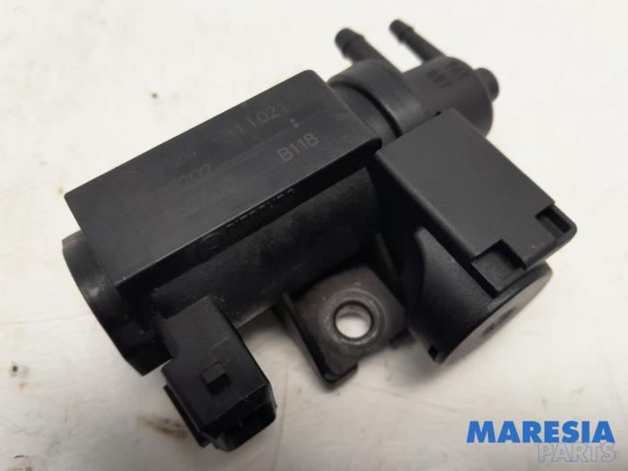Gebruikte Turbodrukregelaar Fiat 500 (312) 0.9 TwinAir 85 Prijs € 25,00 Margeregeling aangeboden door Maresia Parts
