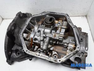 Gebruikte Carterpan Renault Scénic III (JZ) 2.0 16V CVT Prijs € 350,00 Margeregeling aangeboden door Maresia Parts