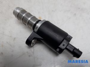 Gebruikte Nokkenas Sensor DS Automobiles DS 3/Crossback (UC/UJ/UR) 1.2 12V PureTech 130 Prijs € 48,40 Inclusief btw aangeboden door Maresia Parts