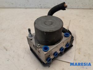 Gebruikte ABS Pomp Peugeot 107 1.0 12V Prijs € 25,00 Margeregeling aangeboden door Maresia Parts