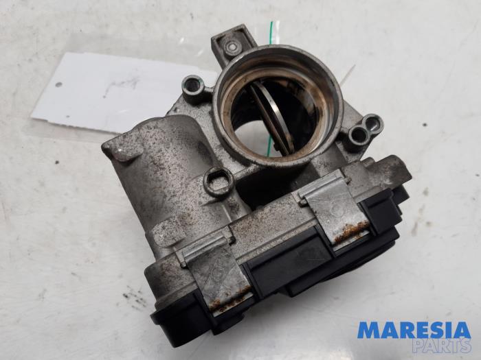 Gebruikte Gasklephuis Fiat Doblo Cargo (263) 1.3 D Multijet Prijs € 42,35 Inclusief btw aangeboden door Maresia Parts