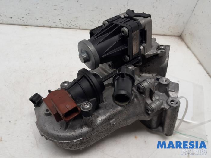 Gebruikte Uitlaat gasklep (EGR) Fiat Doblo Cargo (263) 1.3 D Multijet Prijs € 60,49 Inclusief btw aangeboden door Maresia Parts