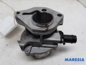 Gebruikte Videpomp (Diesel) Renault Clio IV Estate/Grandtour (7R) 1.5 Energy dCi 90 FAP Prijs € 30,00 Margeregeling aangeboden door Maresia Parts