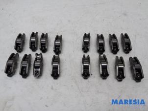 Gebruikte Tuimelaar Renault Trafic (1FL/2FL/3FL/4FL) 1.6 dCi 90 Prijs € 48,40 Inclusief btw aangeboden door Maresia Parts