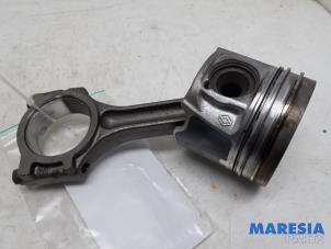 Gebruikte Drijfstang Renault Trafic (1FL/2FL/3FL/4FL) 1.6 dCi 90 Prijs € 84,70 Inclusief btw aangeboden door Maresia Parts