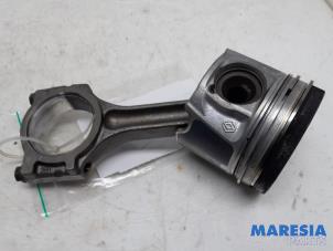 Gebruikte Drijfstang Renault Trafic (1FL/2FL/3FL/4FL) 1.6 dCi 90 Prijs € 84,70 Inclusief btw aangeboden door Maresia Parts