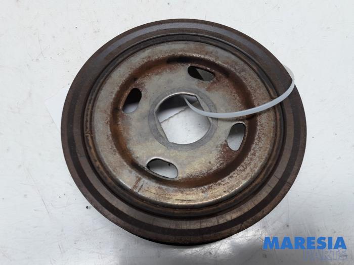Gebruikte Krukas Poelie Opel Vivaro 1.6 CDTI 95 Euro 6 Prijs € 36,29 Inclusief btw aangeboden door Maresia Parts