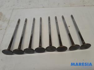 Gebruikte Uitlaatklep Fiat Doblo Cargo (263) 1.6 D Multijet Prijs € 36,30 Inclusief btw aangeboden door Maresia Parts