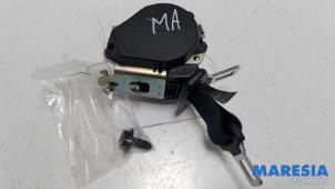 Gebruikte Veiligheidsgordel midden-achter Renault Clio IV Estate/Grandtour (7R) 1.5 Energy dCi 90 FAP Prijs € 29,95 Margeregeling aangeboden door Maresia Parts