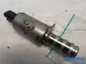 Gebruikte Sensor Nokkenas Peugeot 208 I (CA/CC/CK/CL) 1.2 12V e-THP PureTech 110 Prijs € 29,99 Margeregeling aangeboden door Maresia Parts