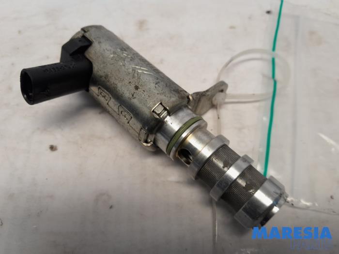 Oliedruk Schakelaar van een Peugeot 208 I (CA/CC/CK/CL) 1.2 12V e-THP PureTech 110 2017