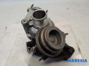 Gebruikte Turbo Peugeot 208 I (CA/CC/CK/CL) 1.2 12V e-THP PureTech 110 Prijs € 262,50 Margeregeling aangeboden door Maresia Parts