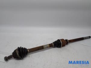 Gebruikte Cardanas rechts-voor (VWA) Citroen C4 Berline (NC) 1.4 16V VTi Prijs € 75,00 Margeregeling aangeboden door Maresia Parts