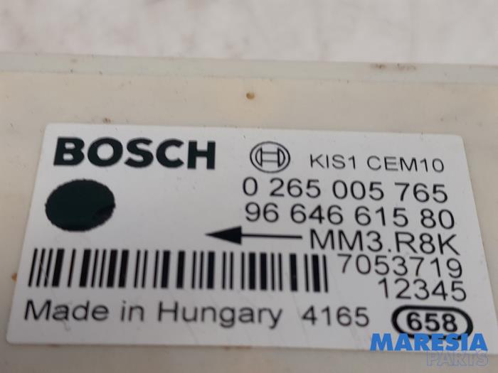 Esp computer van een Citroën C4 Berline (NC) 1.4 16V VTi 2013