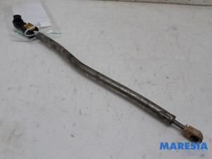 Gebruikte Schakelstang Peugeot Expert (V1/VA/VB/VE/VF/VT/VY) 2.0 Blue HDi 180 16V Prijs € 48,39 Inclusief btw aangeboden door Maresia Parts