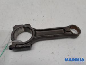 Gebruikte Drijfstang Renault Kangoo Express (FW) 1.5 dCi 90 FAP Prijs € 54,45 Inclusief btw aangeboden door Maresia Parts