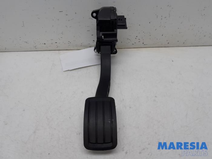 Gebruikte Sensor Gaspedaalpositie Citroen C4 Grand Picasso (3A) 1.6 16V THP 155 Prijs € 24,95 Margeregeling aangeboden door Maresia Parts