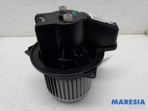Gebruikte Blower Fiat 500C (312) 0.9 TwinAir 85 Prijs € 25,00 Margeregeling aangeboden door Maresia Parts