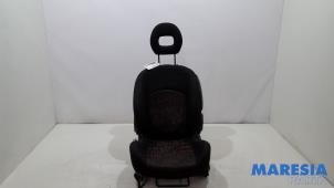Gebruikte Stoel links Peugeot 206 (2A/C/H/J/S) 1.4 XR,XS,XT,Gentry Prijs € 79,99 Margeregeling aangeboden door Maresia Parts