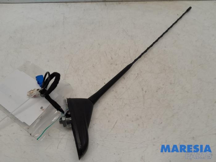 PEUGEOT 208 Peugeot 208 (2012-2015) Antenni 27523313