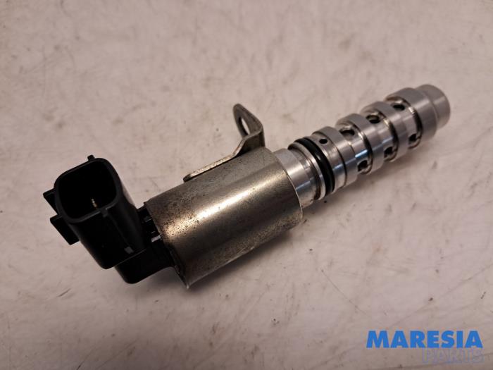Gebruikte Sensor Nokkenas Renault Scénic III (JZ) 2.0 16V CVT Prijs € 50,00 Margeregeling aangeboden door Maresia Parts
