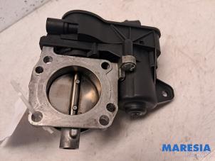 Gebruikte Gasklephuis Citroen C4 Cactus (0B/0P) 1.2 PureTech 110 12V Prijs € 49,95 Margeregeling aangeboden door Maresia Parts