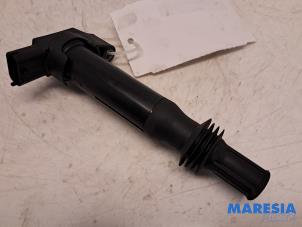 Gebruikte Pen Bobine Citroen C4 Cactus (0B/0P) 1.2 PureTech 110 12V Prijs € 12,50 Margeregeling aangeboden door Maresia Parts