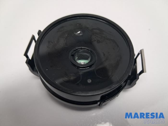 Gebruikte Regensensor Renault Zoé (AG) 53kW Prijs € 15,00 Margeregeling aangeboden door Maresia Parts