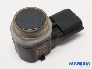 Gebruikte PDC Sensor Renault Zoé (AG) 53kW Prijs € 22,95 Margeregeling aangeboden door Maresia Parts