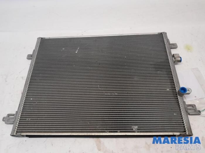 Gebruikte Airco Condensor Renault Zoé (AG) 53kW Prijs € 85,00 Margeregeling aangeboden door Maresia Parts
