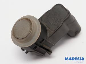 Gebruikte PDC Sensor Peugeot 5008 I (0A/0E) 1.6 THP 16V Prijs € 35,00 Margeregeling aangeboden door Maresia Parts