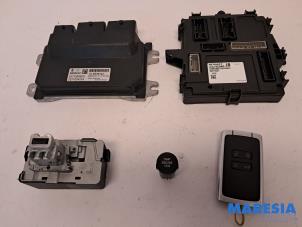 Gebruikte Computer Motormanagement Renault Arkana (RJLL) 1.6 E-Tech 145 16V Prijs € 350,00 Margeregeling aangeboden door Maresia Parts