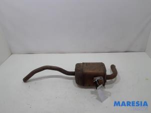 Gebruikte Uitlaat Einddemper Renault Scénic III (JZ) 1.4 16V TCe 130 Prijs € 50,00 Margeregeling aangeboden door Maresia Parts