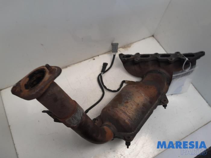 Katalysator van een Fiat 500 (312) 1.4 16V 2008