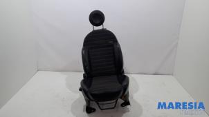 Gebruikte Stoel links Fiat 500 (312) 1.2 Prijs € 124,99 Margeregeling aangeboden door Maresia Parts