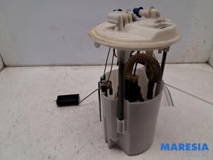 Gebruikte Tank element Pomp Opel Vivaro 1.6 CDTI 90 Prijs € 90,75 Inclusief btw aangeboden door Maresia Parts