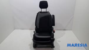 Gebruikte Stoel rechts Citroen C4 Grand Picasso (3A) 1.6 16V THP 165 Prijs € 199,99 Margeregeling aangeboden door Maresia Parts