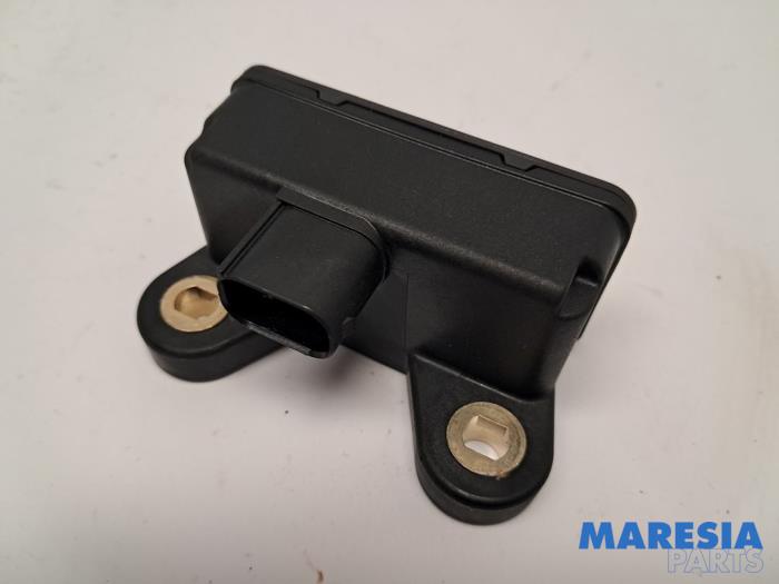 Gebruikte Esp computer Renault Scénic III (JZ) 1.4 16V TCe 130 Prijs € 19,50 Margeregeling aangeboden door Maresia Parts