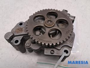 Gebruikte Oliepomp Alfa Romeo Stelvio (949) 2.0 T 16V Q4 Prijs € 299,00 Margeregeling aangeboden door Maresia Parts