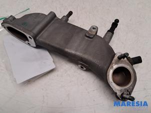 Gebruikte Thermostaathuis Alfa Romeo Stelvio (949) 2.0 T 16V Q4 Prijs € 50,00 Margeregeling aangeboden door Maresia Parts