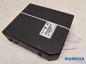 Gebruikte Zekeringkast Renault Scénic III (JZ) 1.4 16V TCe 130 Prijs € 100,00 Margeregeling aangeboden door Maresia Parts