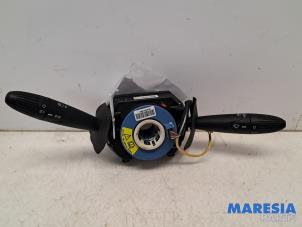 Gebruikte Combischakelaar Stuurkolom Fiat 500 (312) 0.9 TwinAir 80 Prijs € 100,00 Margeregeling aangeboden door Maresia Parts