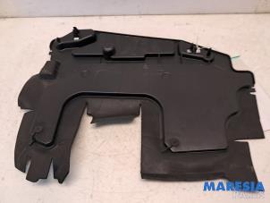 Gebruikte Luchtgeleider Citroen DS3 (SA) 1.6 16V VTS THP 155 Prijs € 30,00 Margeregeling aangeboden door Maresia Parts