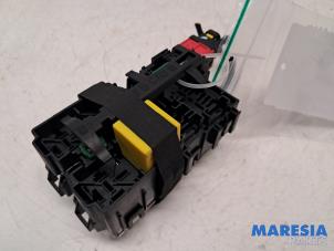 Gebruikte Zekeringkast Opel Corsa F (UB/UH/UP) 1.2 12V 75 Prijs € 36,29 Inclusief btw aangeboden door Maresia Parts