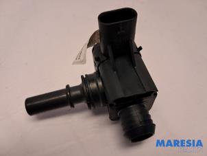 Gebruikte Oliedruk sensor Opel Corsa F (UB/UH/UP) 1.2 12V 75 Prijs € 24,20 Inclusief btw aangeboden door Maresia Parts