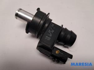 Gebruikte Carterventilatie Peugeot 308 SW (L4/L9/LC/LJ/LR) 1.6 BlueHDi 120 Prijs € 19,99 Margeregeling aangeboden door Maresia Parts