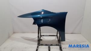 Gebruikte Voorscherm links Citroen C4 Grand Picasso (3A) 1.6 HDiF 115 Prijs € 174,99 Margeregeling aangeboden door Maresia Parts