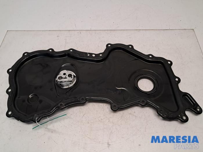 Gebruikte Distributiedeksel Renault Trafic (1FL/2FL/3FL/4FL) 1.6 dCi 95 Prijs € 42,35 Inclusief btw aangeboden door Maresia Parts
