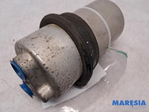 Gebruikte Airco Droger Renault Trafic New (FL) 2.0 dCi 16V 115 Prijs € 30,25 Inclusief btw aangeboden door Maresia Parts